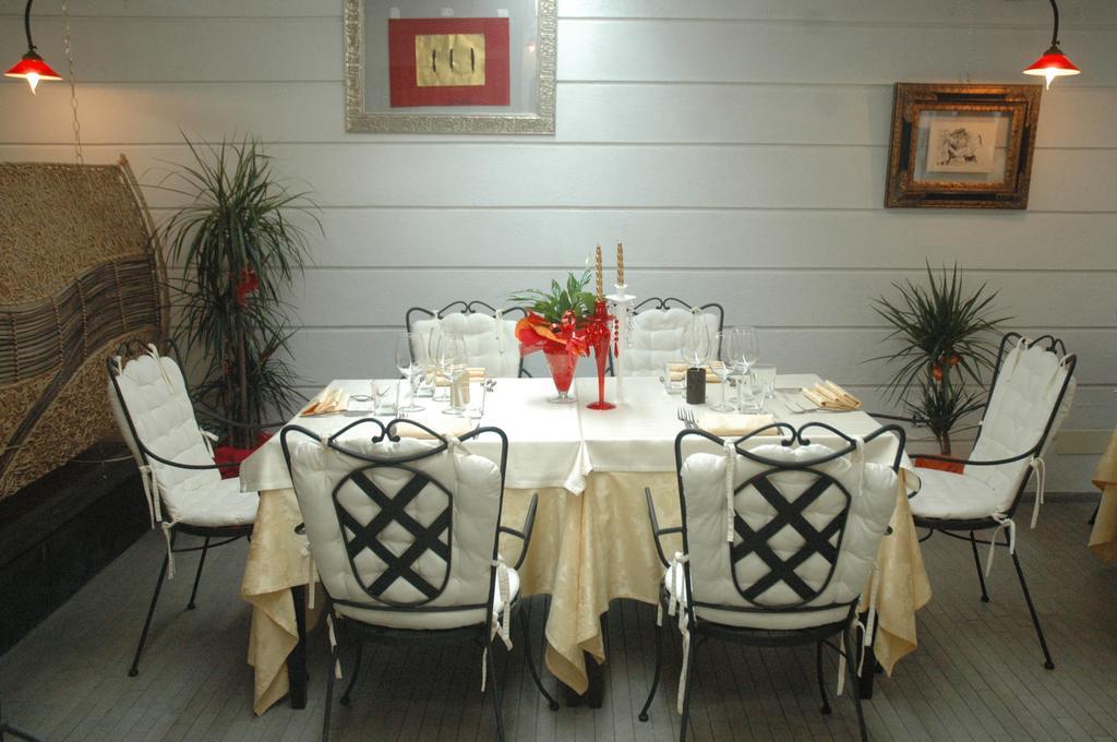 Casa Del Vento Bed & Breakfast Roccalumera Bagian luar foto