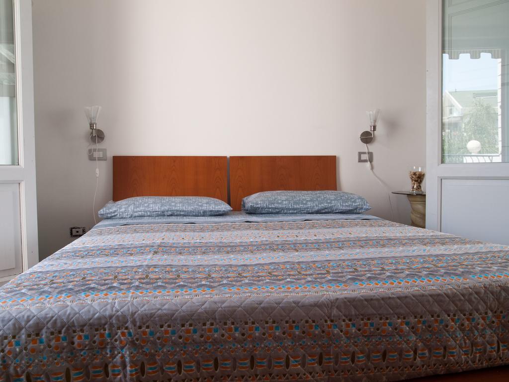 Casa Del Vento Bed & Breakfast Roccalumera Ruang foto