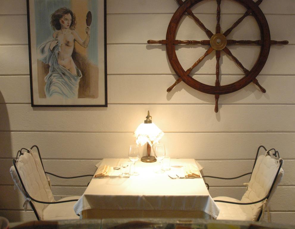 Casa Del Vento Bed & Breakfast Roccalumera Bagian luar foto